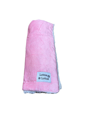 Lottie And Lotus Blanket Fairy Tail Pink
